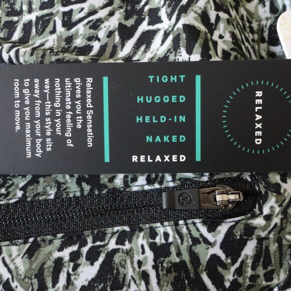 NWT LULULEMON MRGB/FATG Green White Multi Stripe 4 Way Stretch Tracker Shorts 4 - Picture 7 of 7